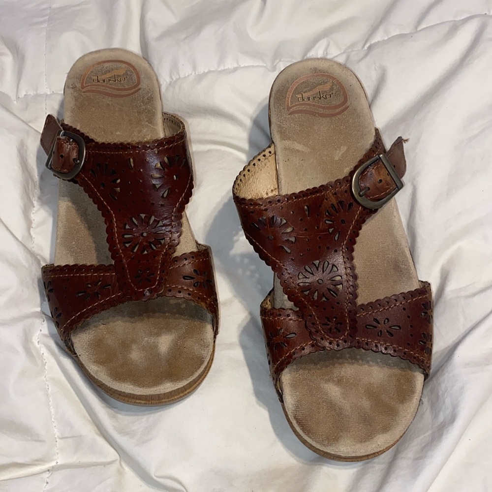 Dansko Sapphire sandal slide brown and tan leather size 40